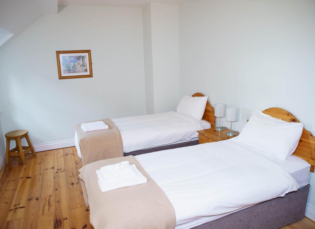 Dingle Courtyard Holiday Homes 3 Bed By Trident Holiday Homes Exterior photo